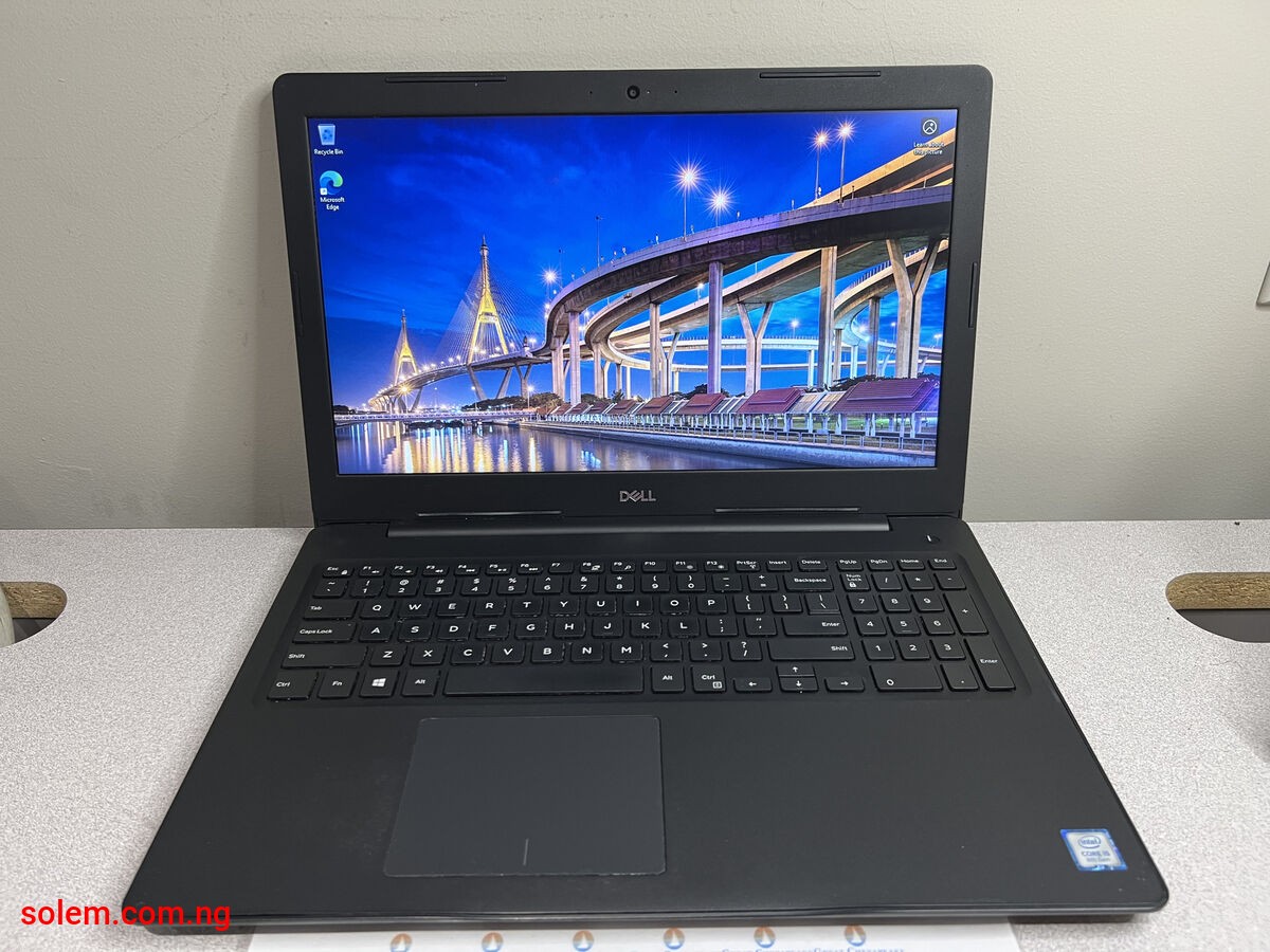 Dell Latitude 3590 Laptops - Core i5